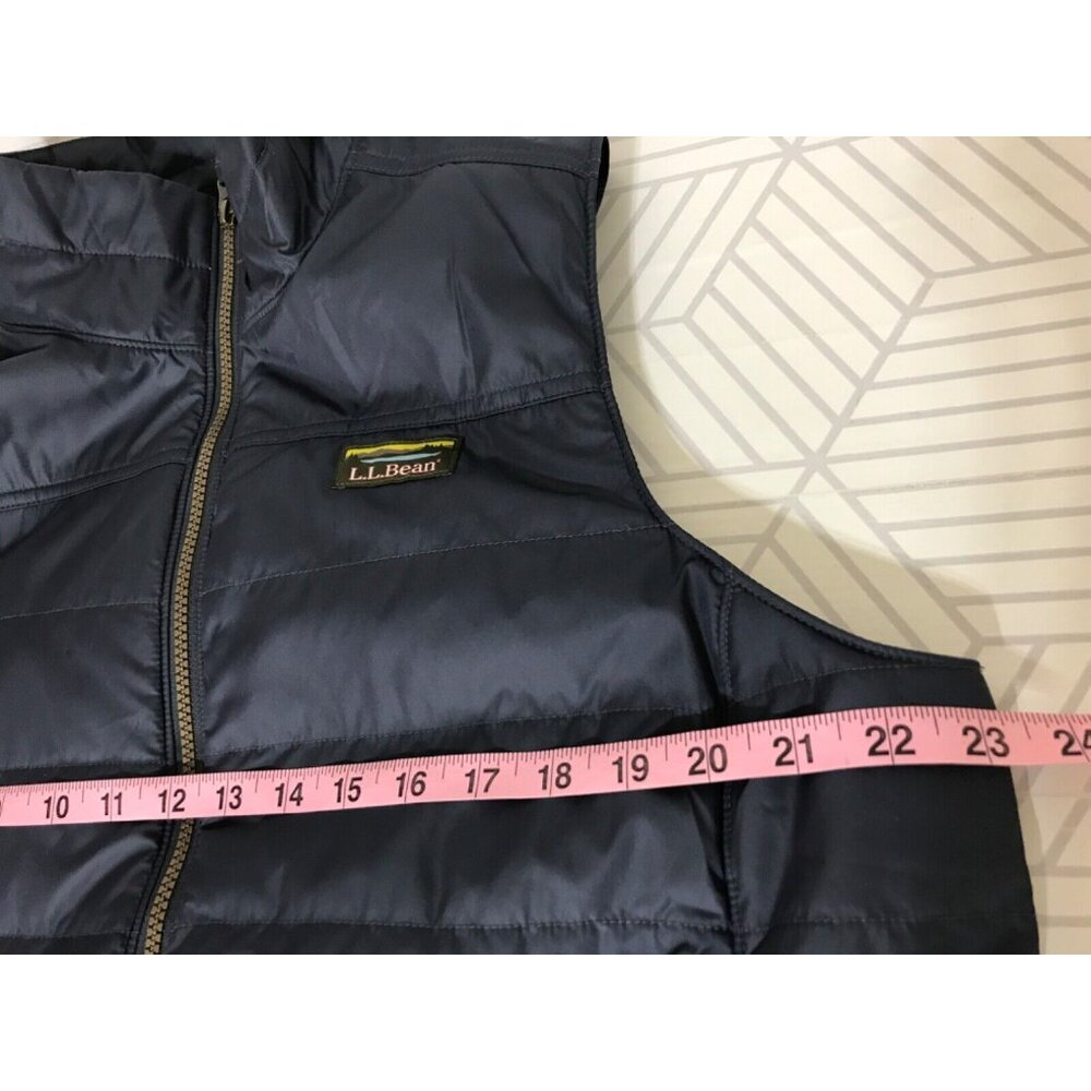 L.L. Bean Women's Blue Quilted Vest - Picture 9 of 11